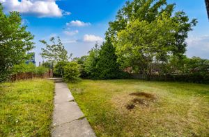 Photo 22- click for photo gallery